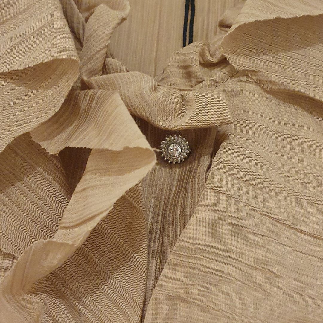 Blusa smanicata con rouches Philia Loft