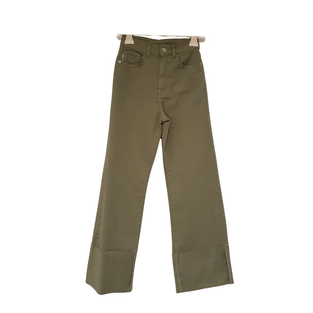 Pantalone verde salvia in cotone con risvolto