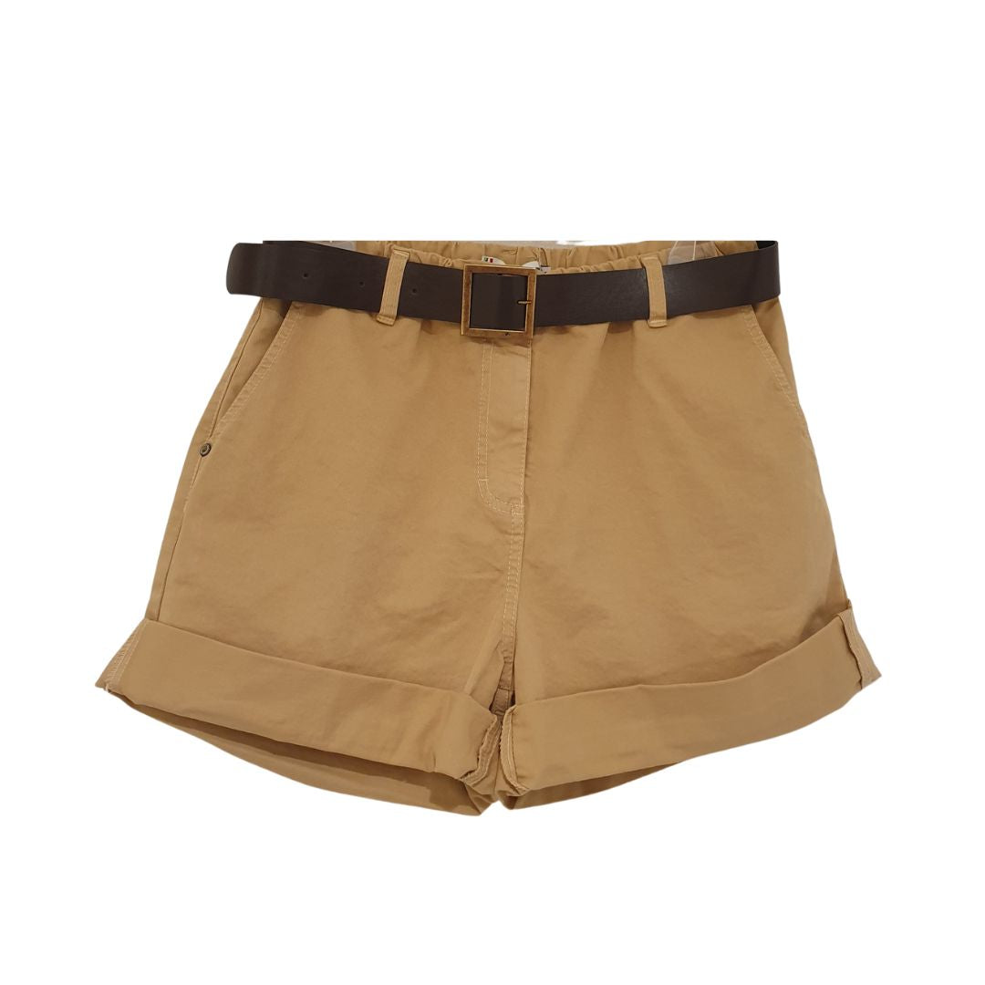 Shorts con cintura Please