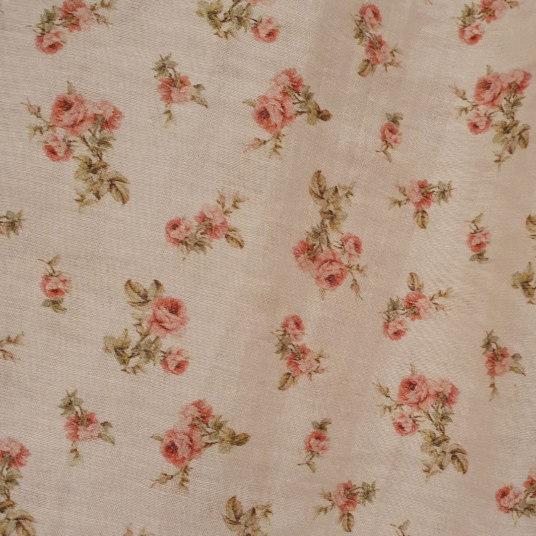 Blusa floreale over Philia Loft