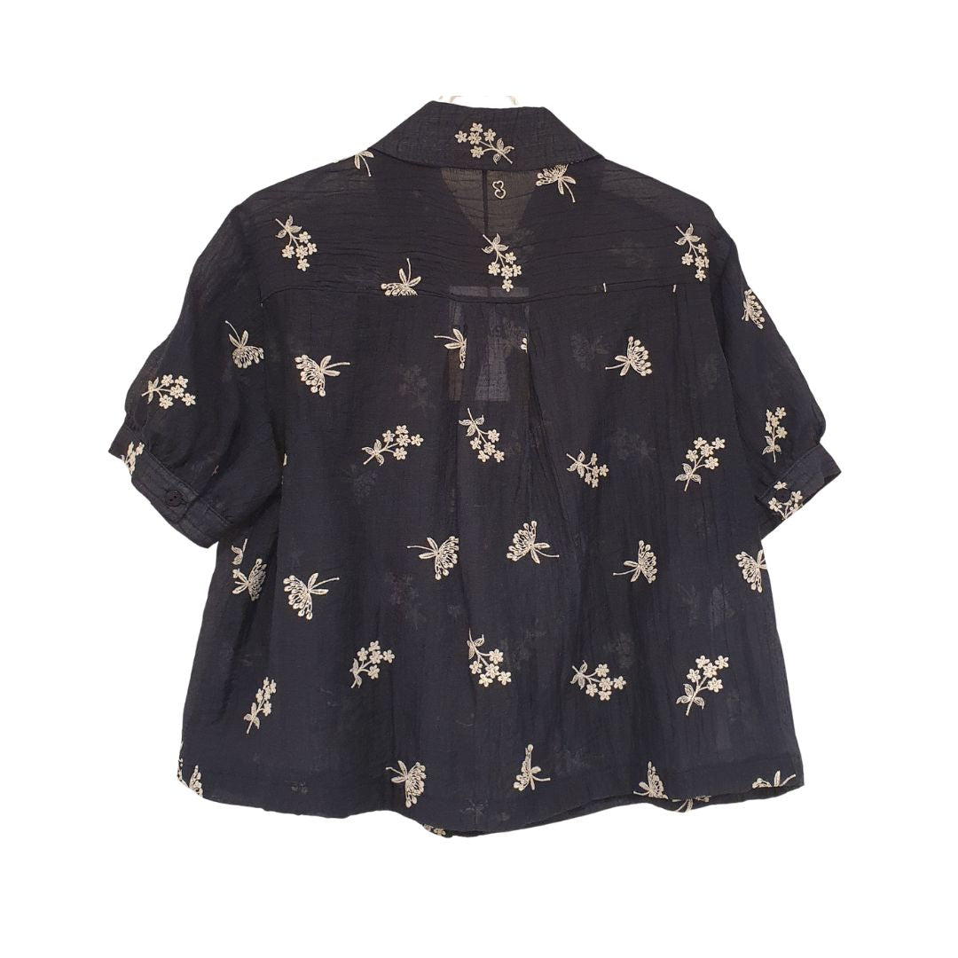 Camicia blu con ricami Please