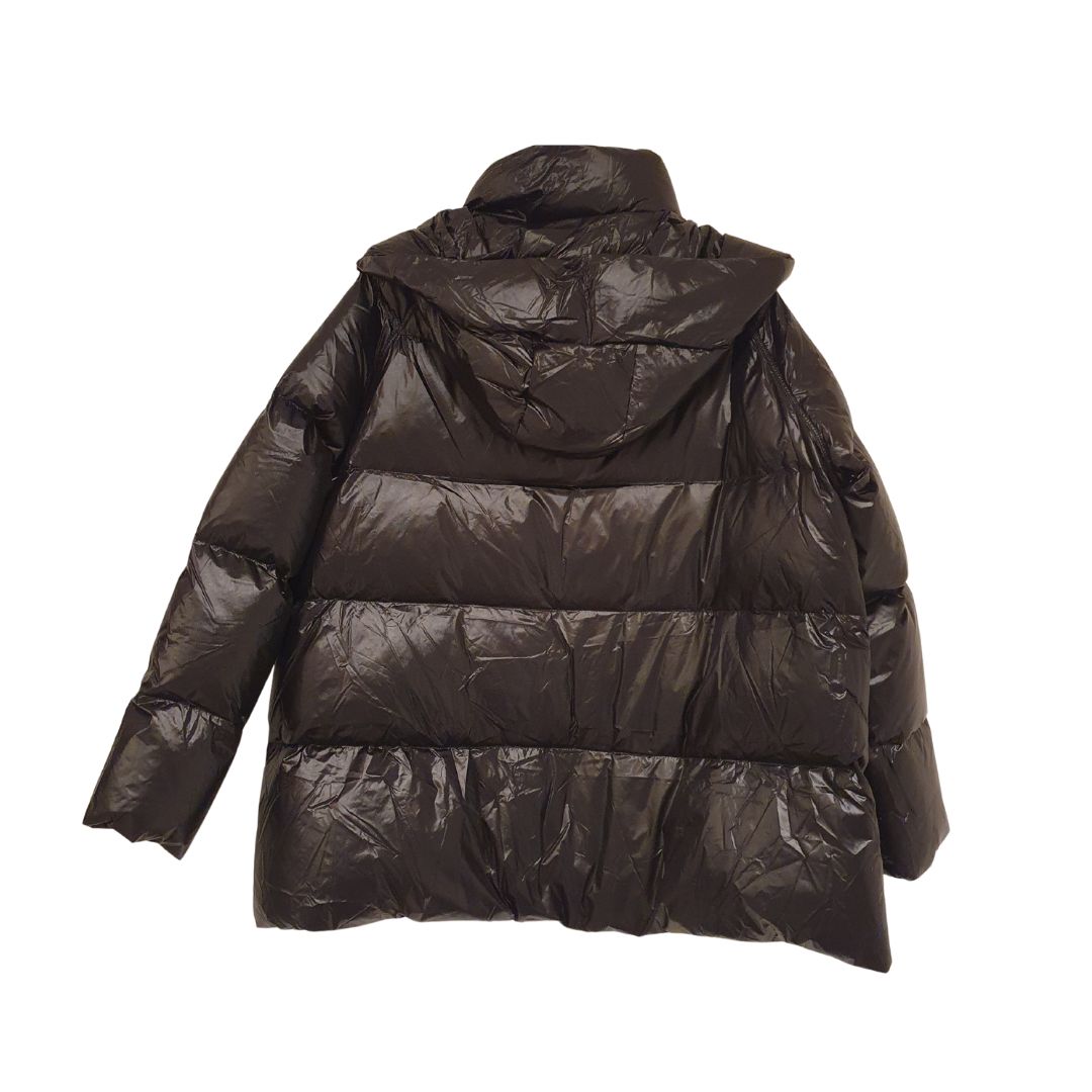 Piumino nero asimmetrico con cappuccio HaveOne